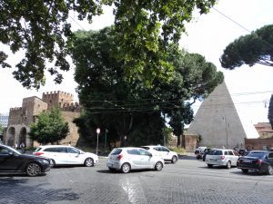 pirámide de cayo cestio
