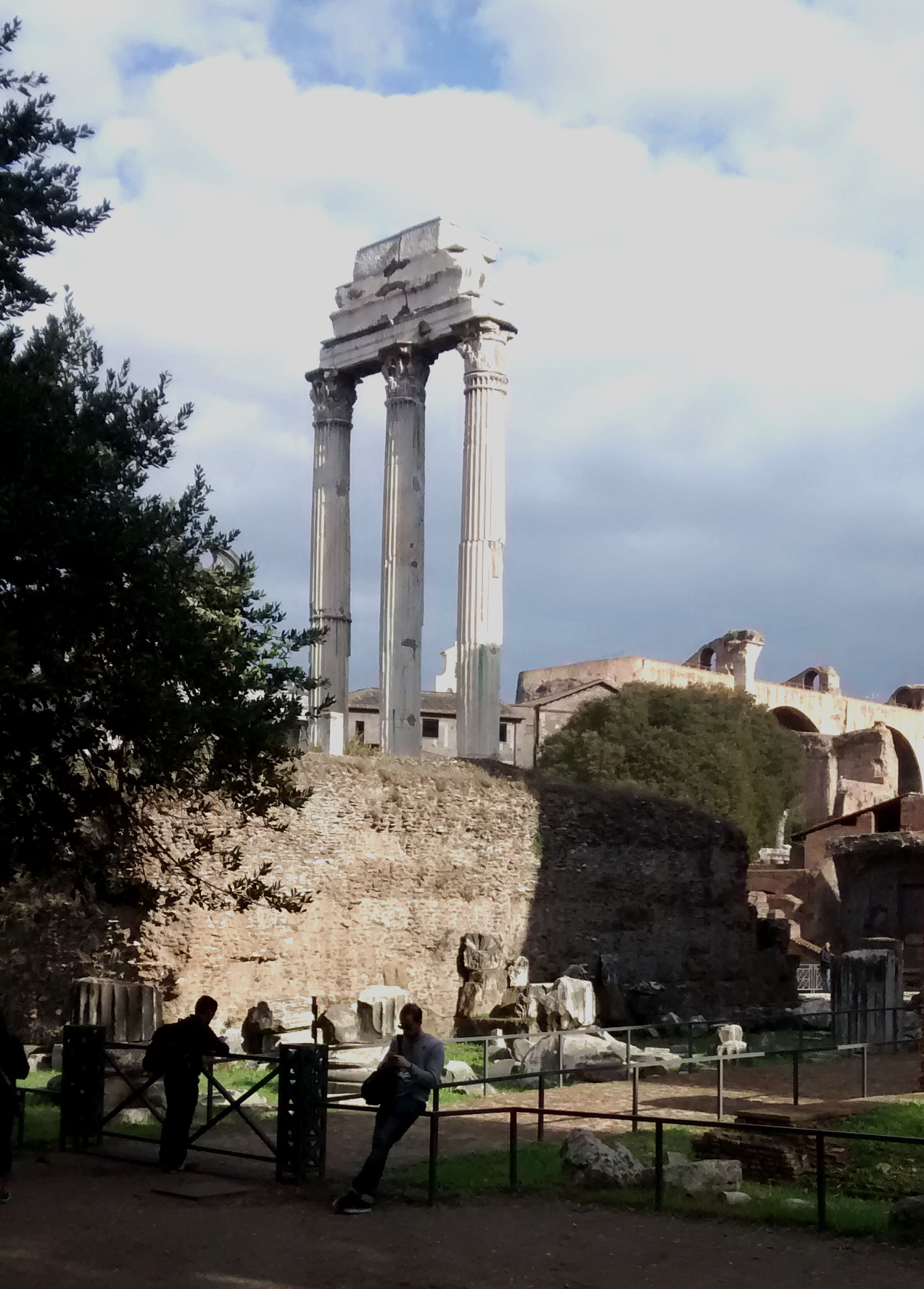 Templo de Cástor y Pólux en el Foro Romano | Historia y curiosidades